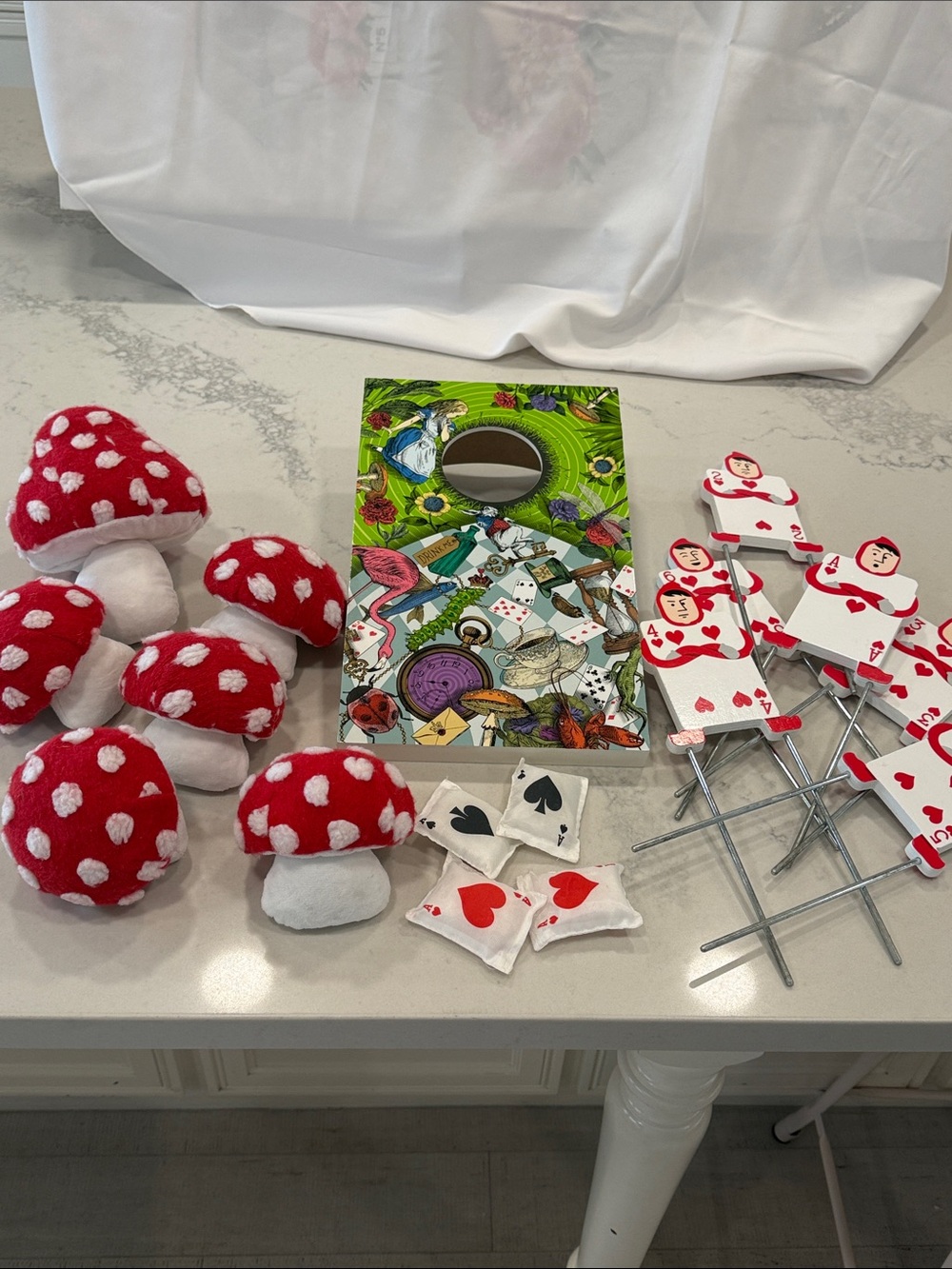 Alice in Wonderland Party Decorations